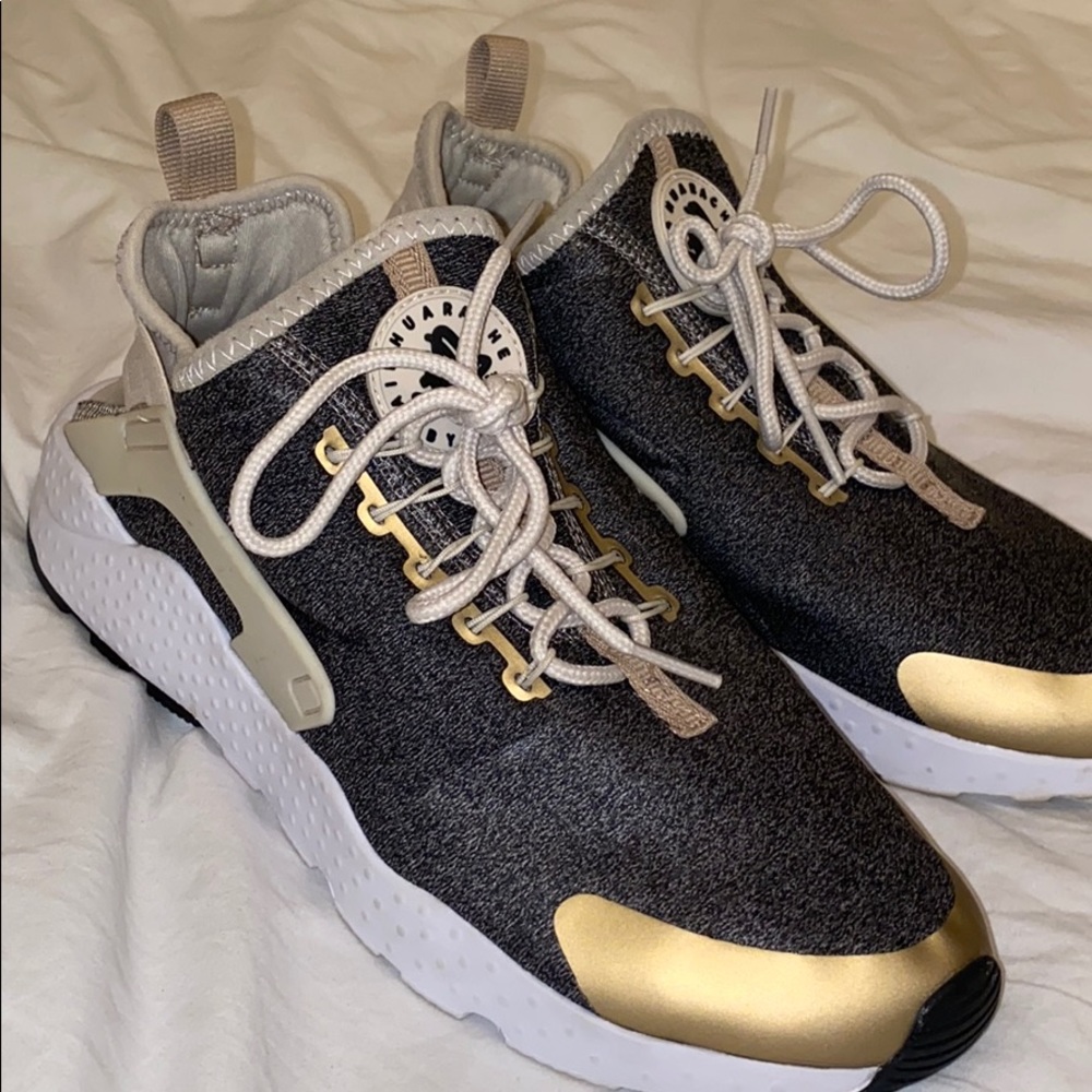 Nike Air Huarachi